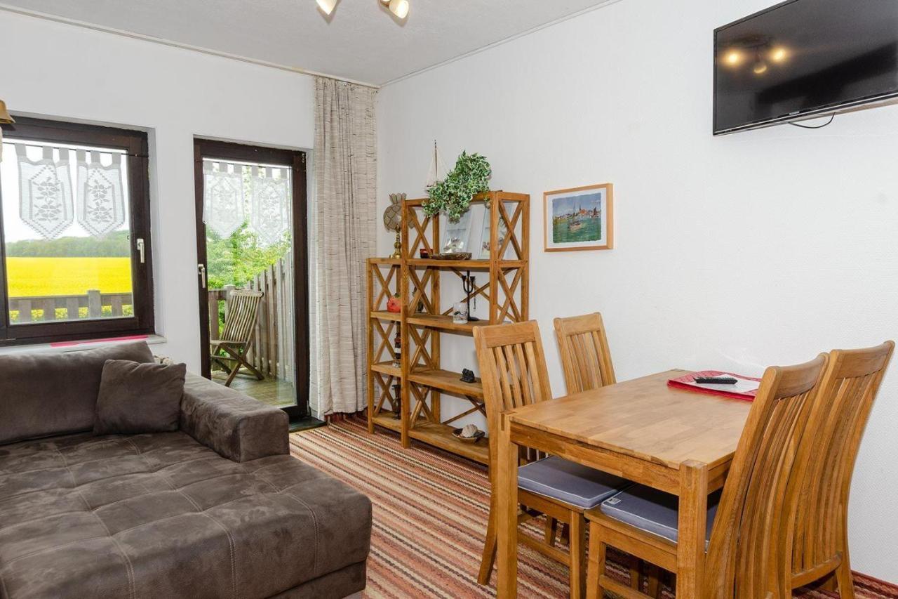 3-R-Ferienwohnung-Fuer-4-Personen-In-Schaprode-Auf-Ruegen-Zi3 外观 照片